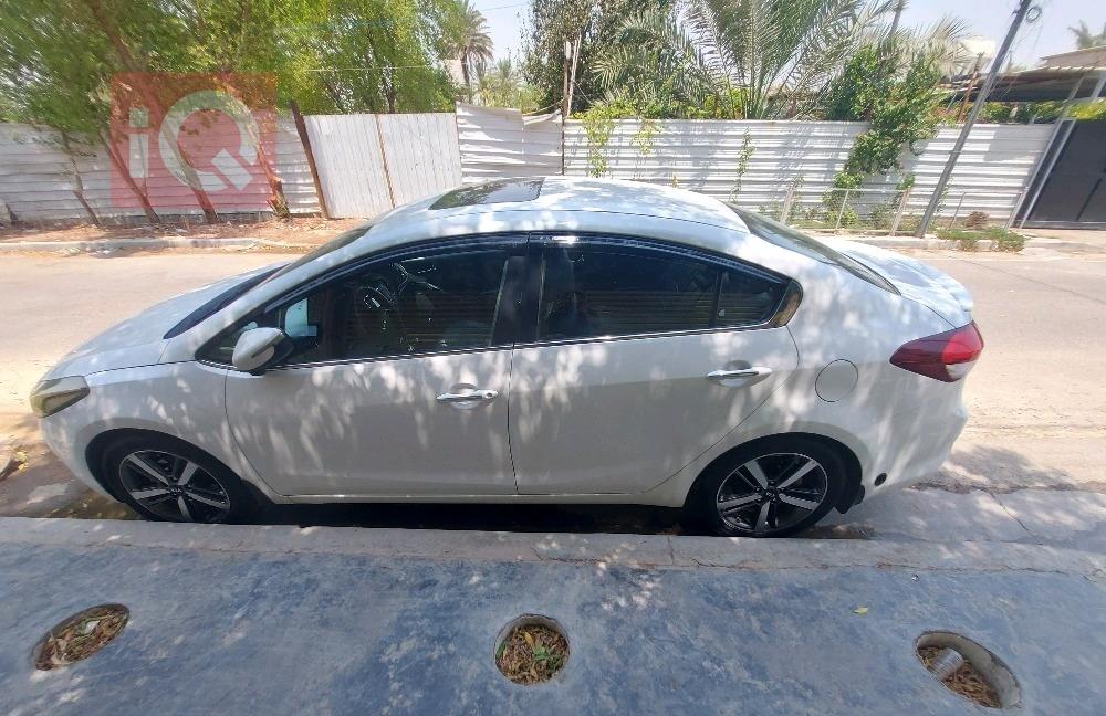 كيا سيراتو